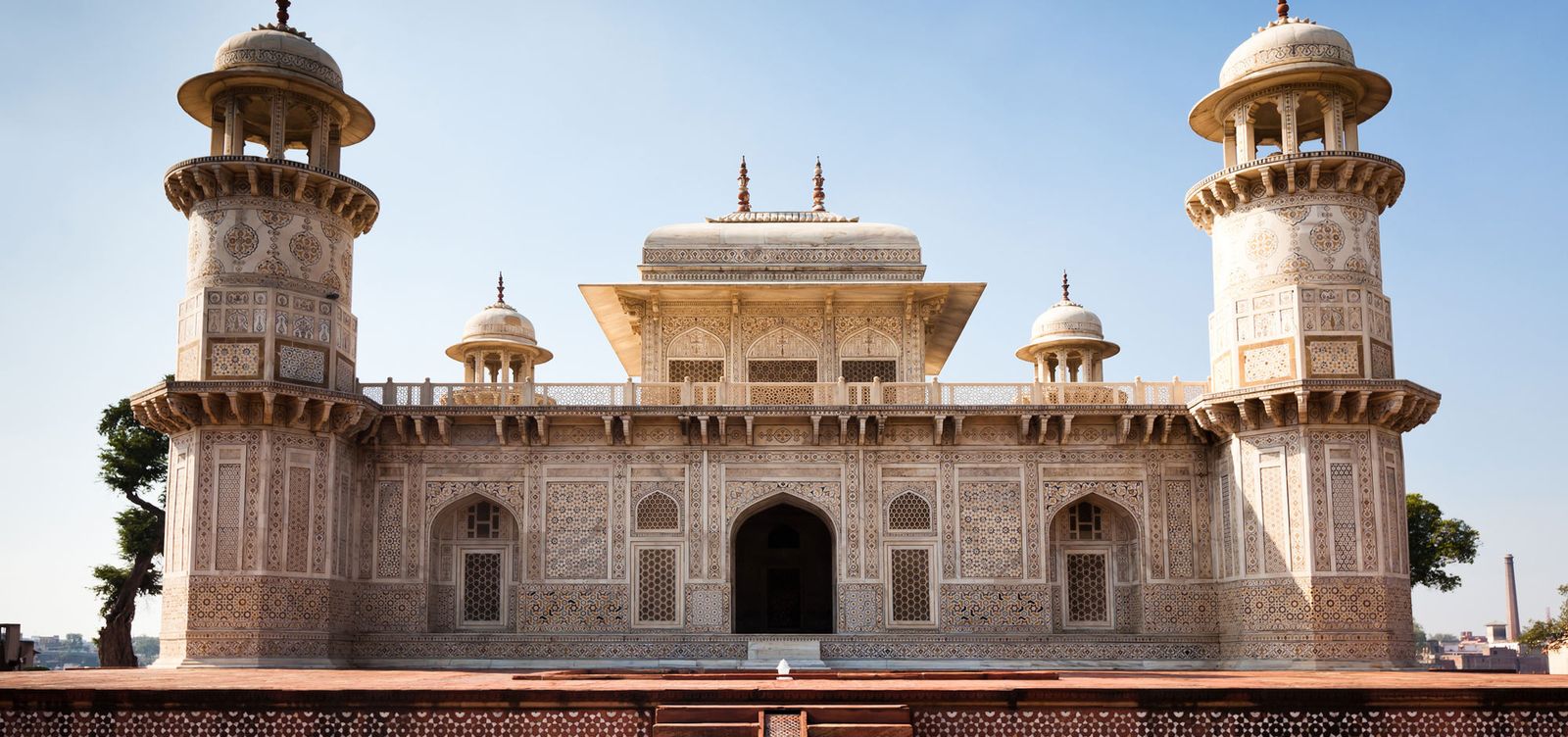 Itmad Ud Daulah Tomb