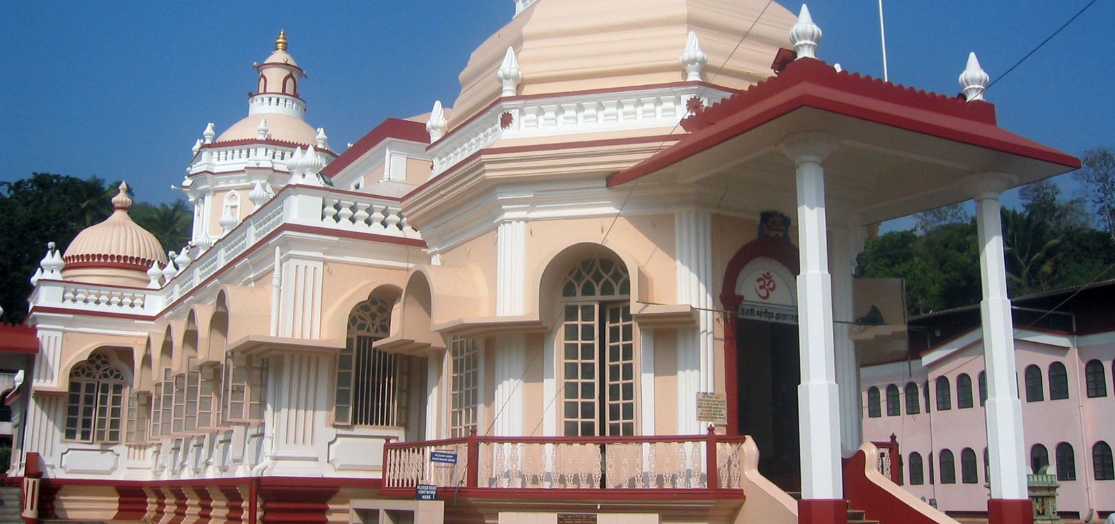 Shree Mangesh Temple