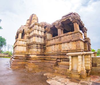 Dulhadev Temple, Temple in Khajuraho