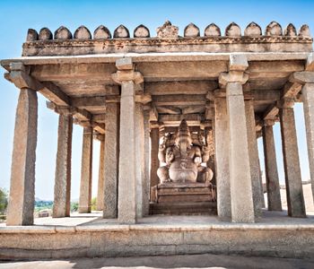 Kadalekalu Ganesha,  Temple in Hampi