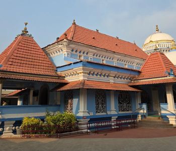 Shri Nageshi Temple, Temple in Inland Goa