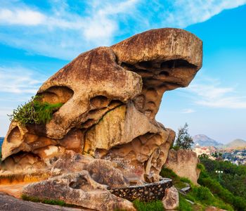 Toad Rock,  Tourist Spot in Mount Abu
