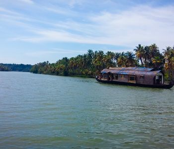 Ashtamudi Lake,  Lake in Kollam